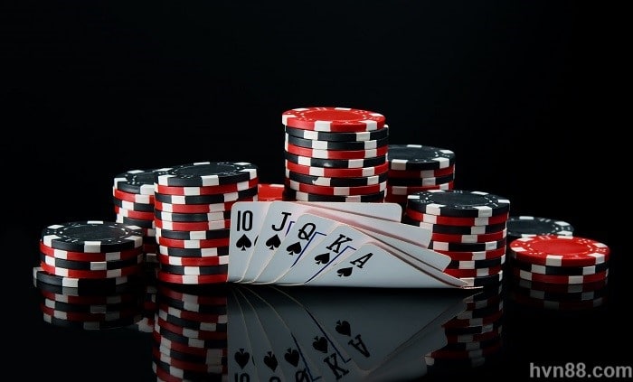 Bluff Poker là gì? Cách chơi Poker bịp đỉnh cao tại HappyLuke: bluff poker là gì?