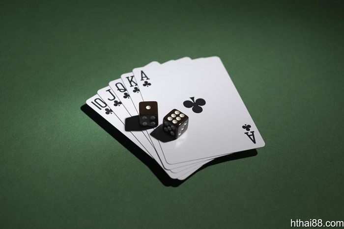 Thứ tự bài mạnh trong trò chơi Xì tố Poker